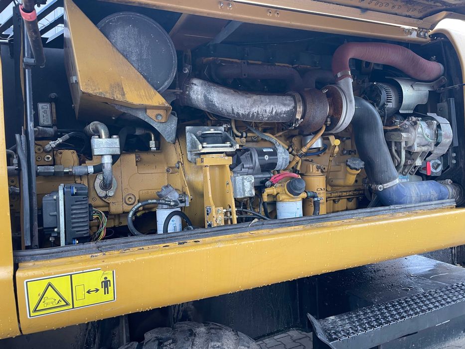 Koparka kołowa  CAT M316D z 2008r