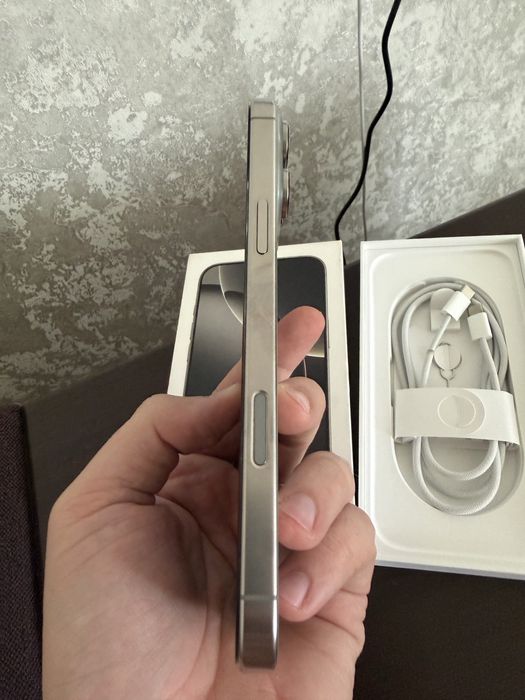 iPhone 16 Pro Max 256 90% акум ідеальний стан