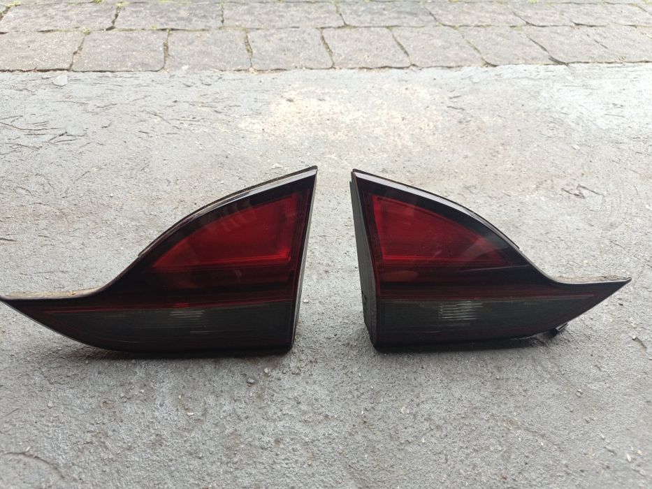 Opel Zafira C lampy klapy bagażnika lewa prawa