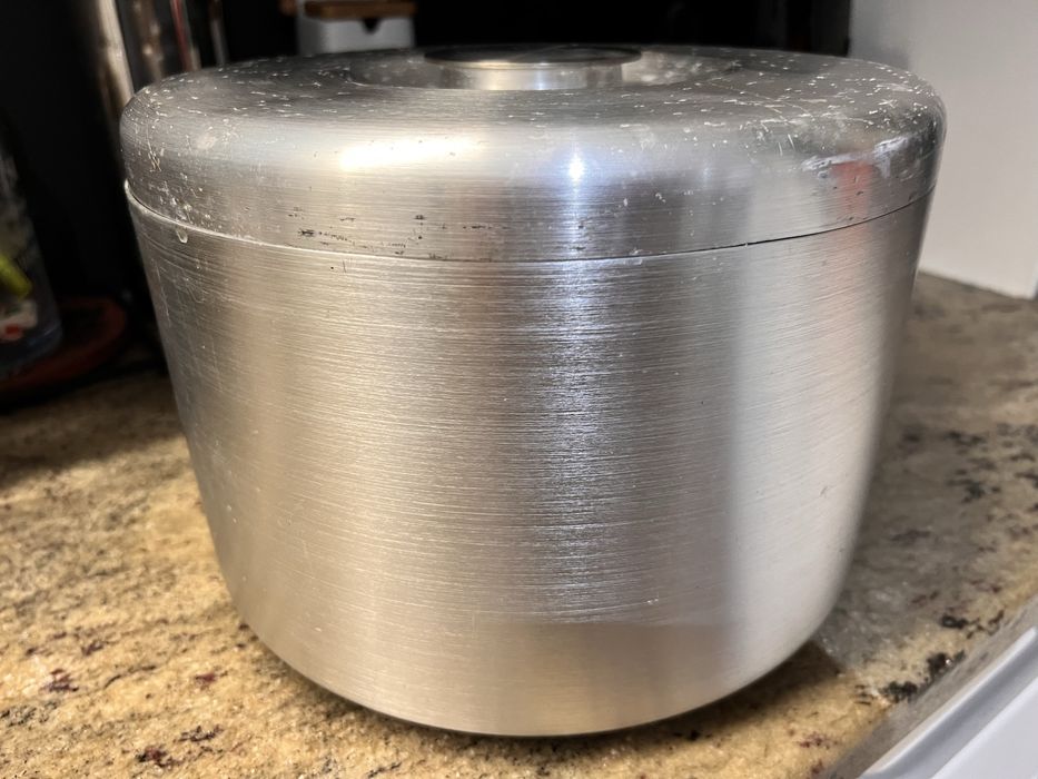 Recipient para gelo inox.