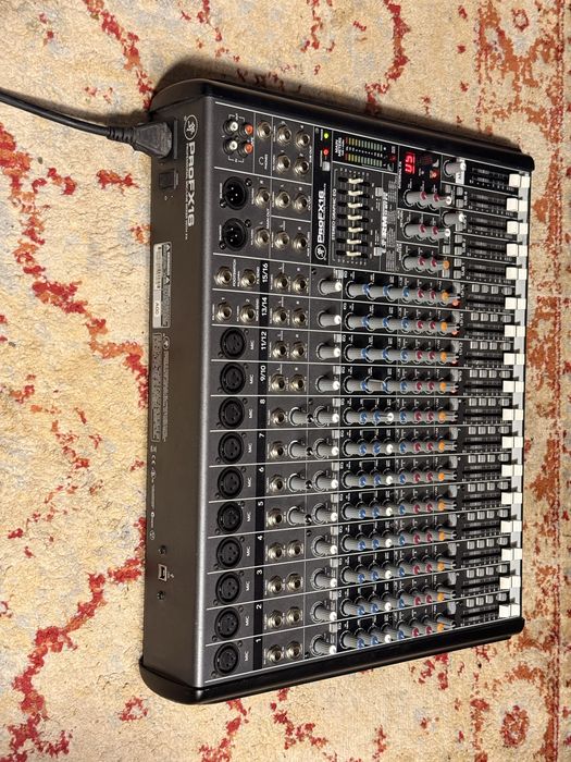 Mesa de Mistura Mackie ProFX16 USB (16 Canais, USB e Efeitos) PREÇO SÓ HOJE
