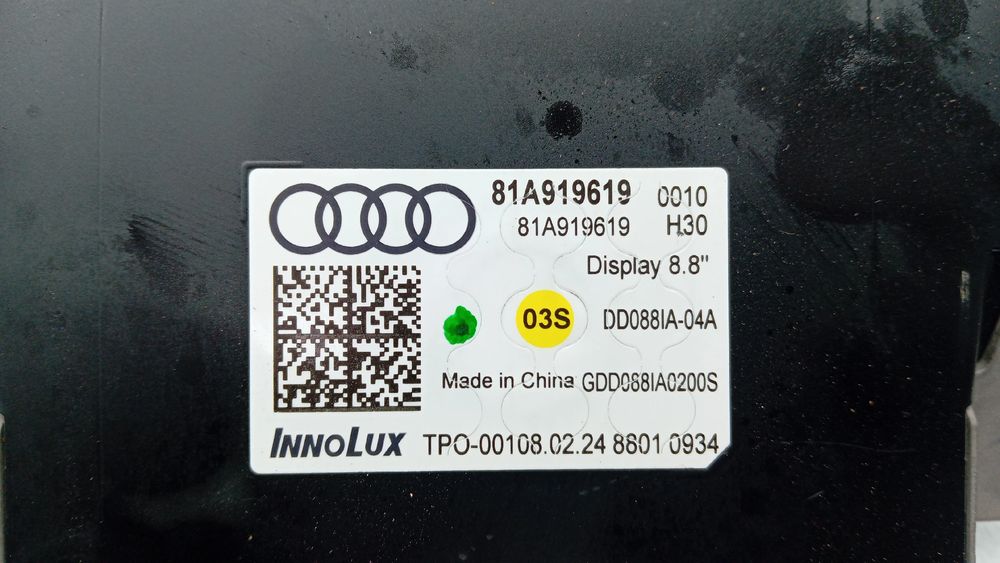 Display / ecrã de informações AUDI Q2 (GA)