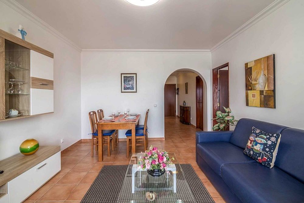 Algarve Quarteira, apartamento T-1 com vista mar, para férias