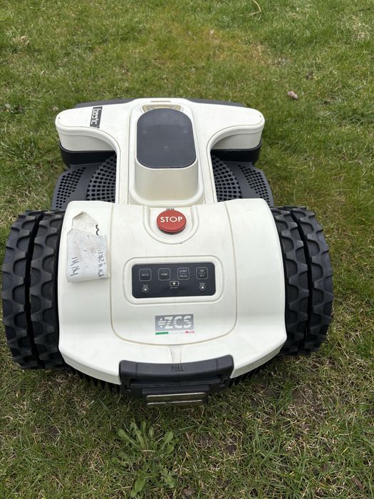 Robot koszący Ambrogio 4.0