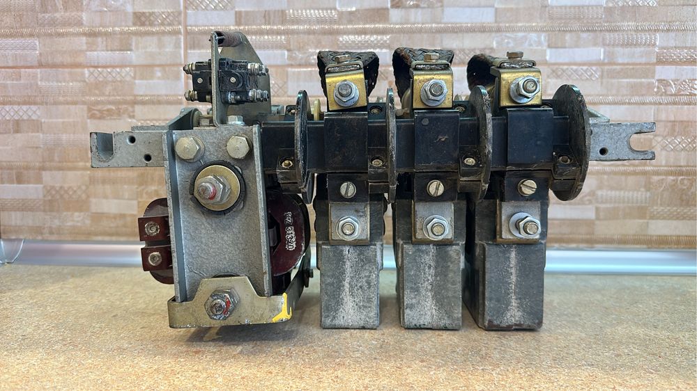 Stycznik APENA SC202 200A 500V AC3/AC4 NOWY – Suwnica / Dźwig SCM-202