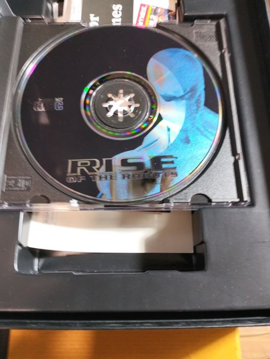 Jogo de computador Rise Of The Robots em CD