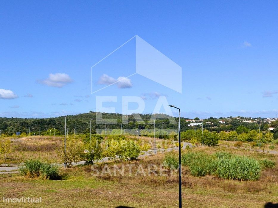 Apartamento T3, Varandas e Arrecadação