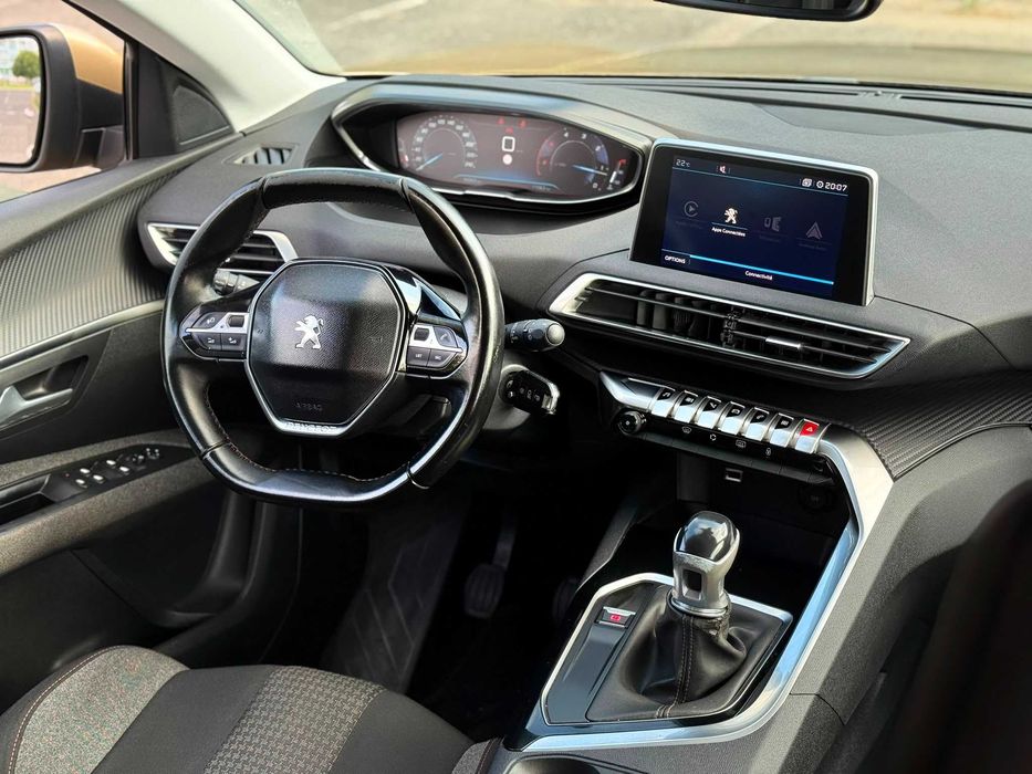 Peugeot 5008 — fotografia 6