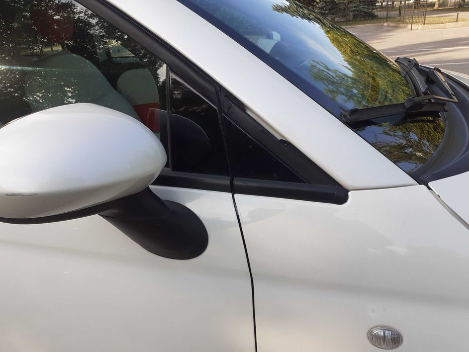 Fiat FIAT 500E 2014 VIN 3C3CFFGE7FT549808 фото оголошення 9 з 24