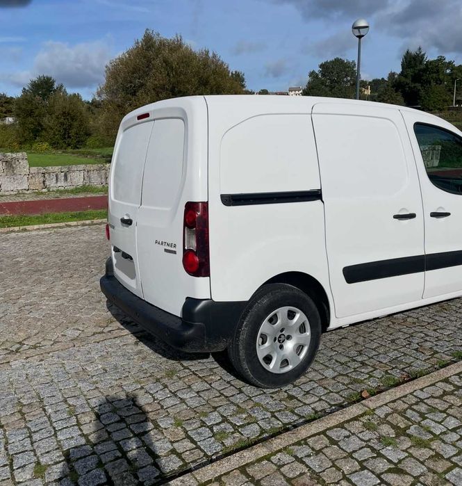 Peugeot E-Partner 50kW  | Ano: 2020