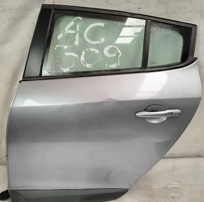 Porta trás esquerda RENAULT Megane III (BZ0_)