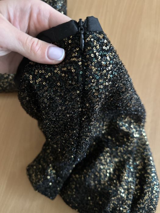 Костюм двійка. Декілька позицій. Шорти і піджак. Штани і піджак.