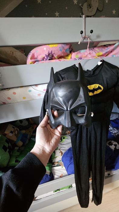 Strój kostium karnawałowy Batman 122-128