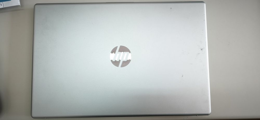 HP Computer with AMD 7479711569223372800