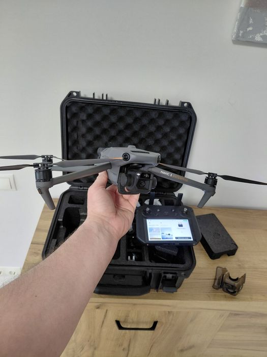Дрон DJI Mavic 3E, стан нового, 4 години нальоту