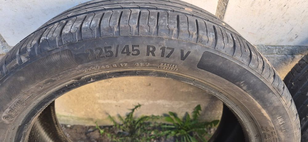 Sprzedam Opony Continental 225/45 R17 V