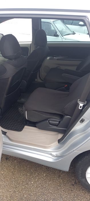 Автомобіль легковий