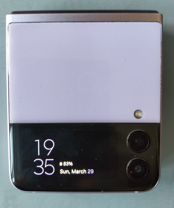 Samsung Galaxy Flip 3 5G lavender purple