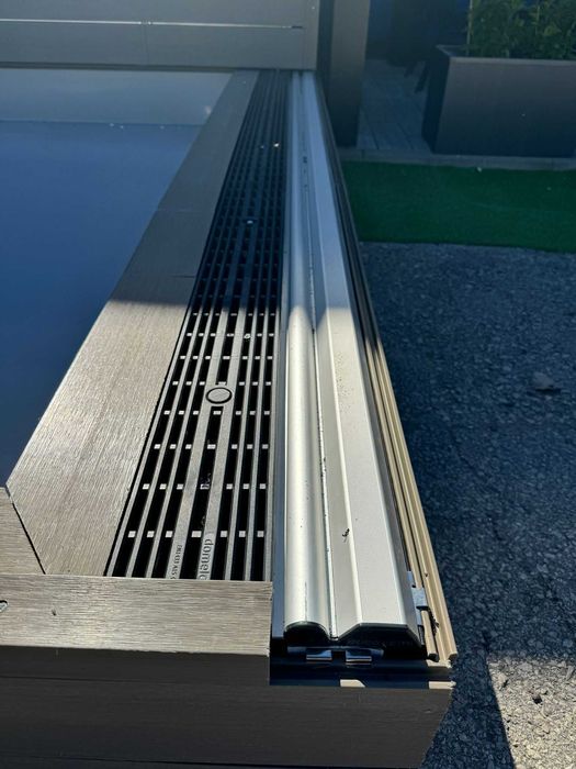 Mobilny taras / zadaszenie basenowe / konstrukcja ogrodowa