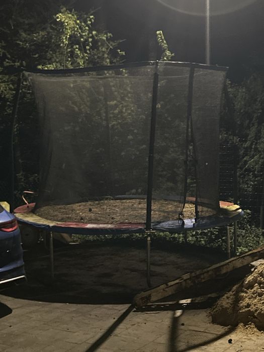 Duża trampolina za darmo