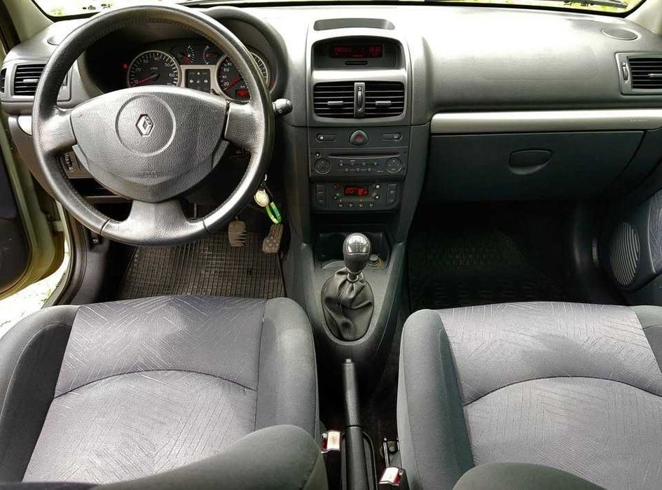 Renault Clio 1.6 16v 107km Wersja Dynamique 2002r Climatronic