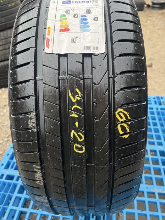 *Opona Pirelli scorpion  255/40/21 pojedynka nowa