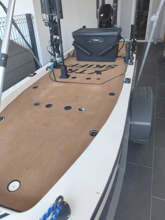 Barco XTR SKIFF Blade 14 com atrelado