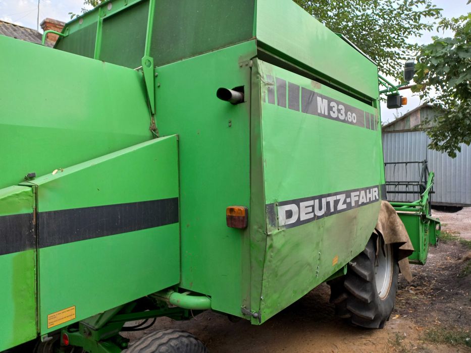Продаю DEUTZ FAHR комбайн