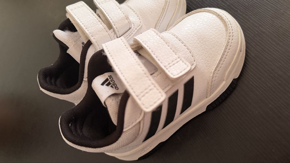 Tenis adidas unissex