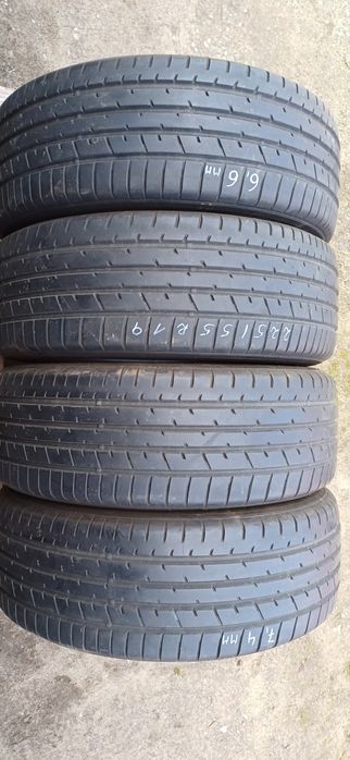 225/55R19 99V TOYO , komplet opon letnich.