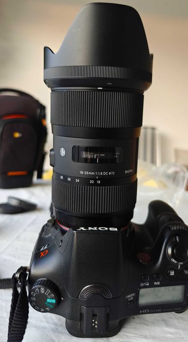 Vendo Máquina fotográfica  Sony Alpha SLT A77