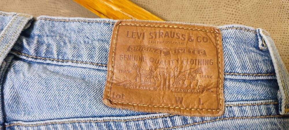 Мужские джинсы Levis