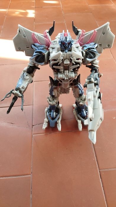 Transformers Megatron - Figura Leader Class 2007