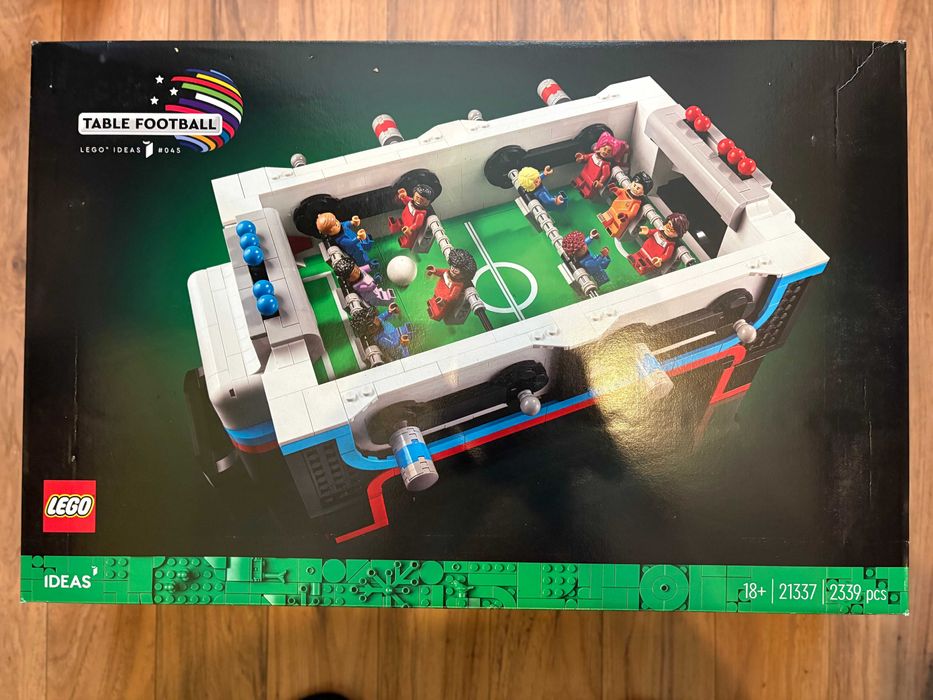 LEGO Piłkarzyki 21337