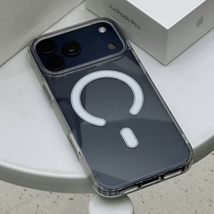 Чохол для iPhone 17 Pro Max прозорий. Чехол айфон 17 про макс