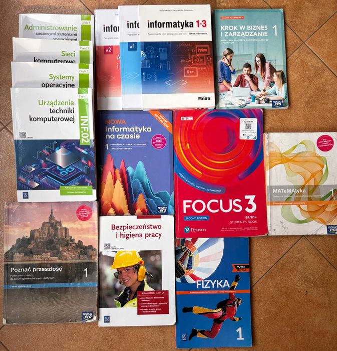 Sprzedam komplet podręczników (Liceum / Technikum -Informatyk)