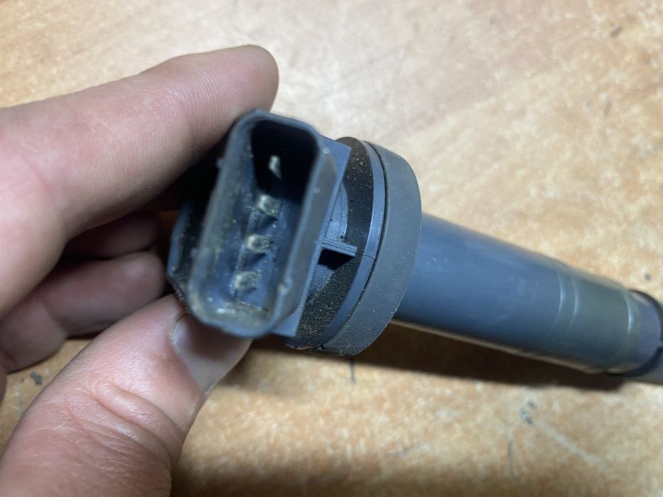 Катушка зажигання тойота кемрі 40 2.4 Delphi GN10315