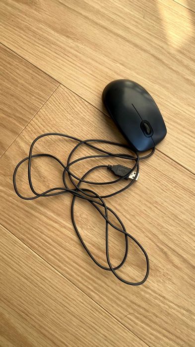 Logitech Myszka z Kablem
