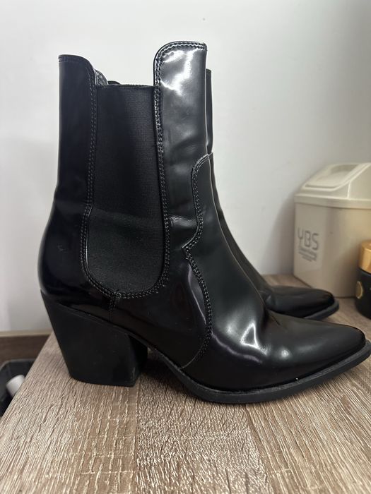 Продам чоботи(козакі) 40 р zara