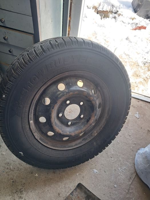 235/65/16с Зимова Резина з дисками на рено мастер 3