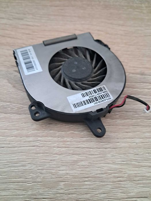 Ноутбук HP 530- кулер охлаждения, вентилятор. Пересылаю.  ОЛХ доставка