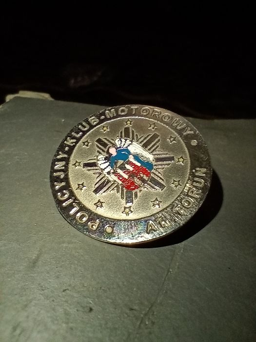 Знак-кокард и куча разных редких значков,от 300гн шт