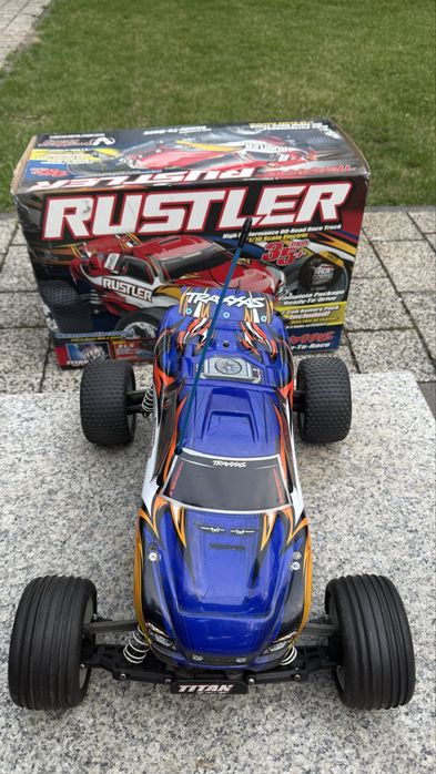 TRAXXAS RUSTLER 1 XL-5 2WD autko rc malo uzywane