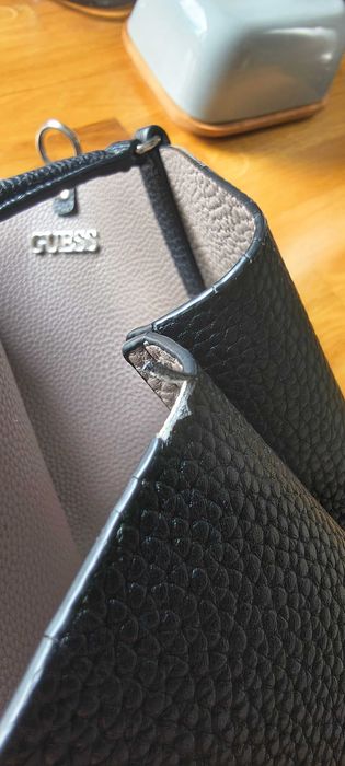 Torba na ramię Guess - oryginalna, czarna