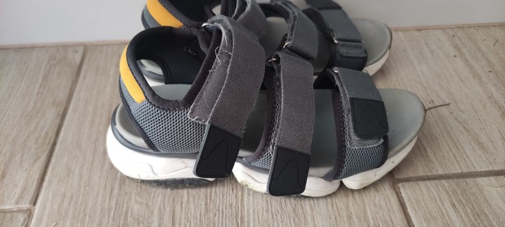 Zara sandaly duże  38