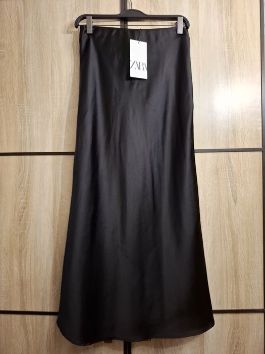 Юбка длинная  бренд Zara