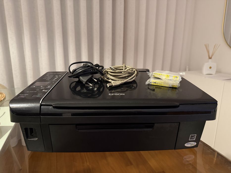 Impressora Epson Stylus SX215 - bom estado