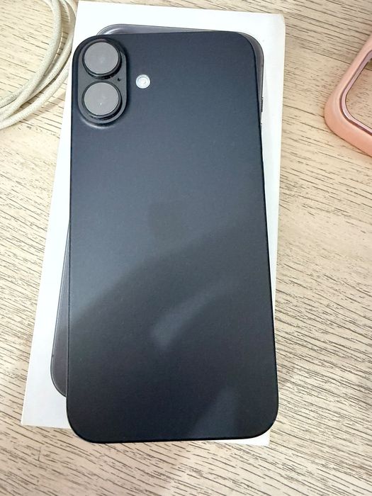 iPhone 16 plus 128gb