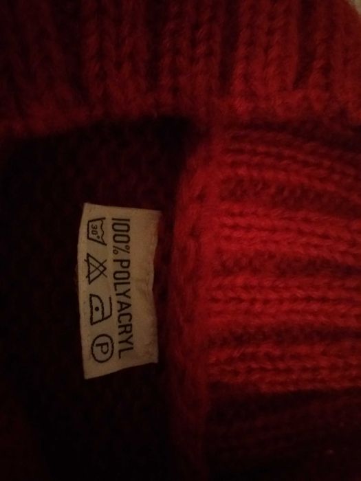 Świąteczny sweter z reniferem vintage
