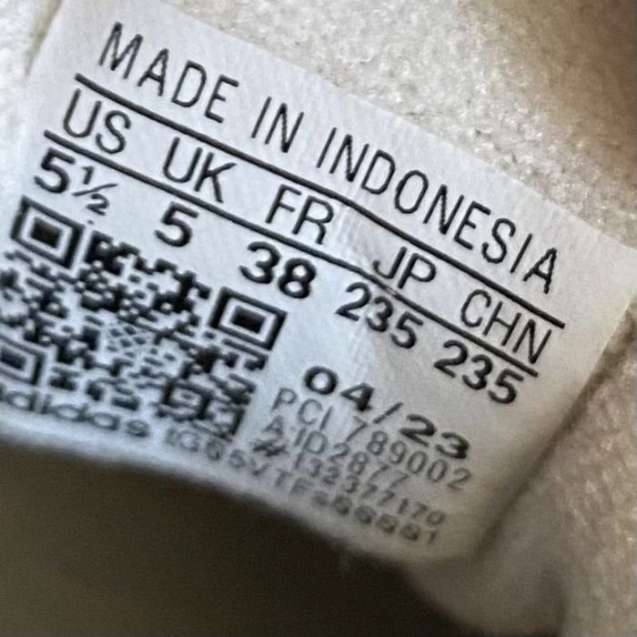 Sapatilhas Adidas Centennial LO SNS